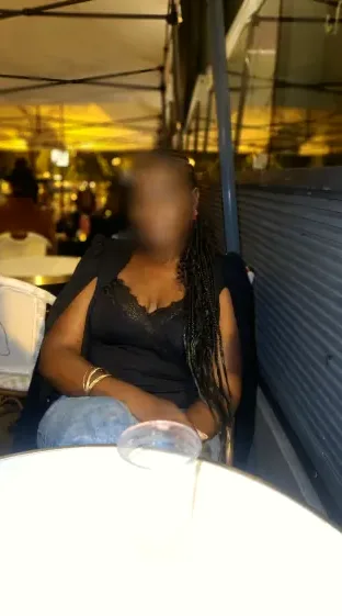 Amanda, 34