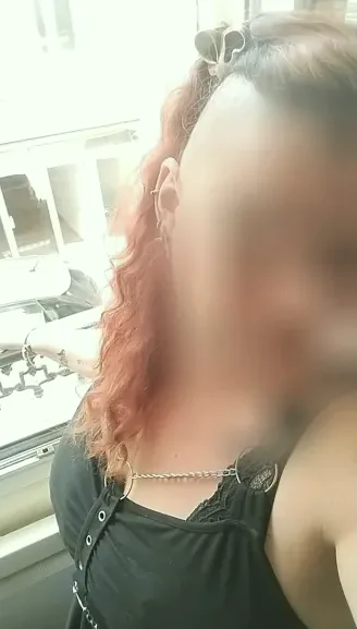 Astrid, 35