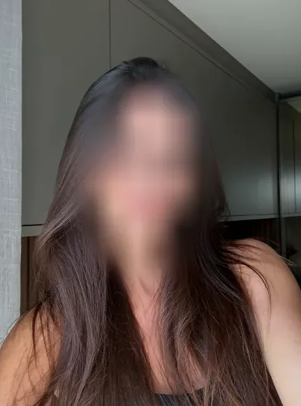 Aya, 37