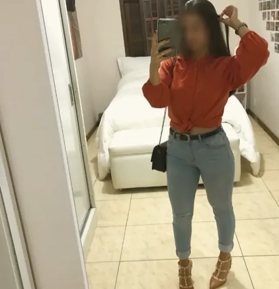Charlotte, 34