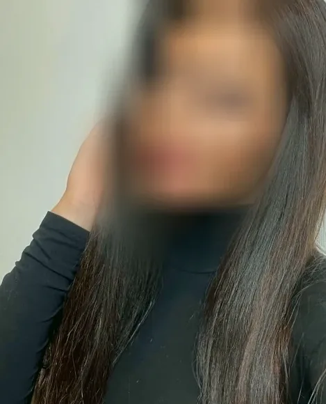 Mariam, 28