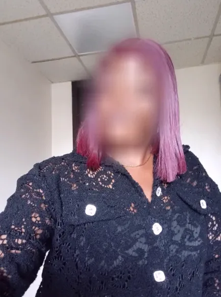 Rosa, 38